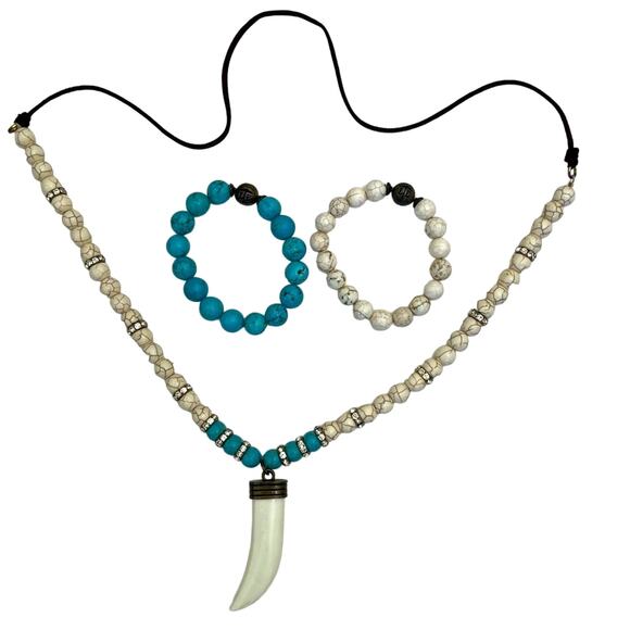 Tooth Shaped Beaded Necklace and Two Bracelets Jewelry Lot (3 Pieces) - Picture 1 of 9